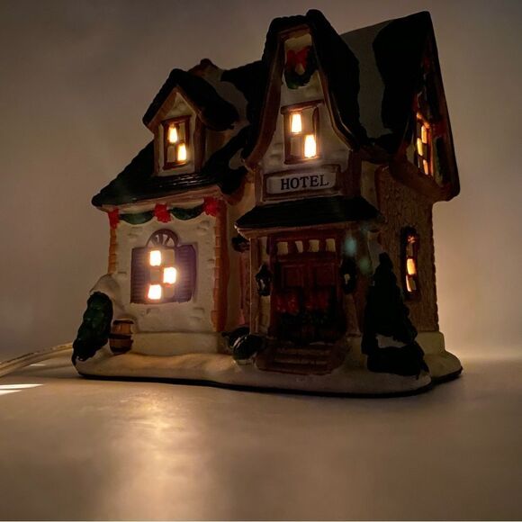 Vintage Holiday Village Light Up Snow Covered Hotel - Picture 2 of 10